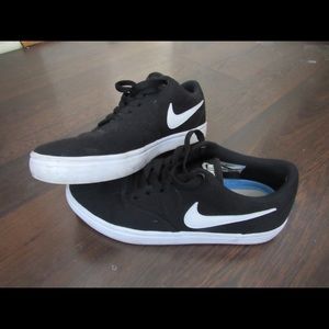 Nike SB sneakers